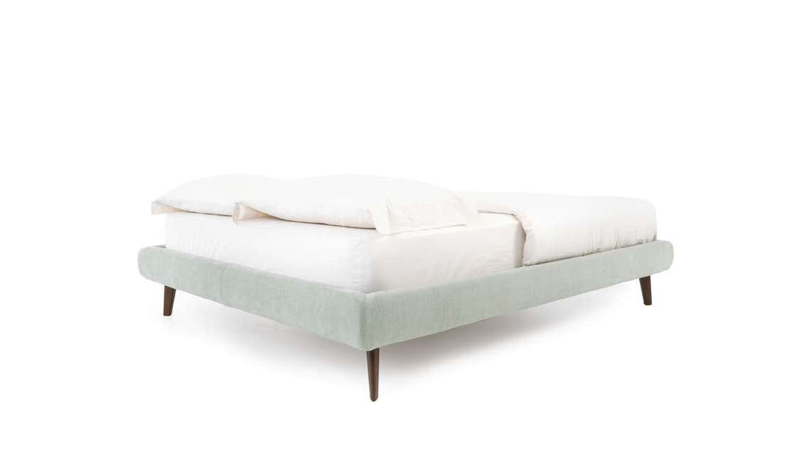 Letto Noctis Sommier h17 - fotografia ufficiale del modello; rivestimento e ambientazione illustrativi