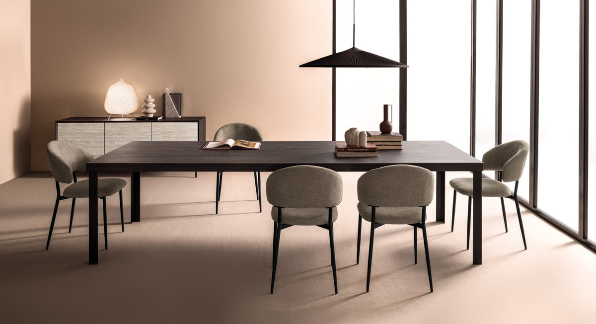 Sedia Pura Devina Nais — ambientazione ufficiale
