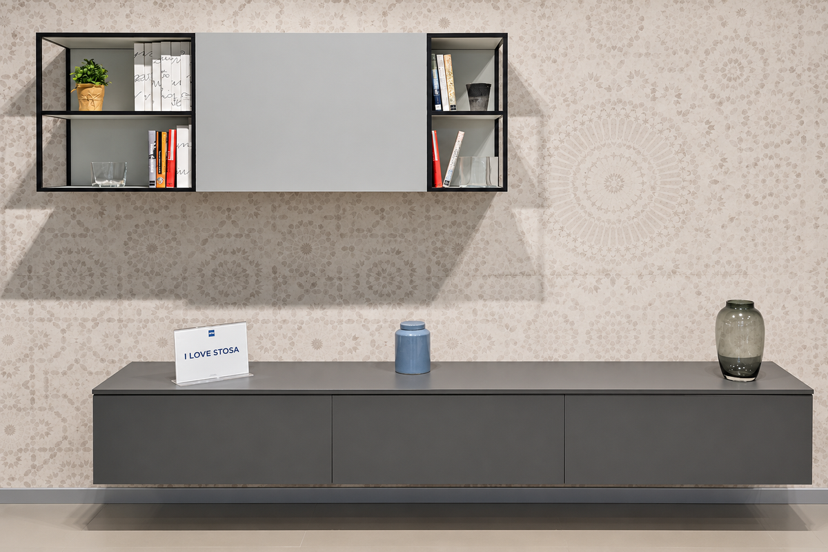 Living sospeso Stosa Infinity da esposizione con basi Canna di Fucile, pensile Grigio Freddo ed elementi a giorno Size