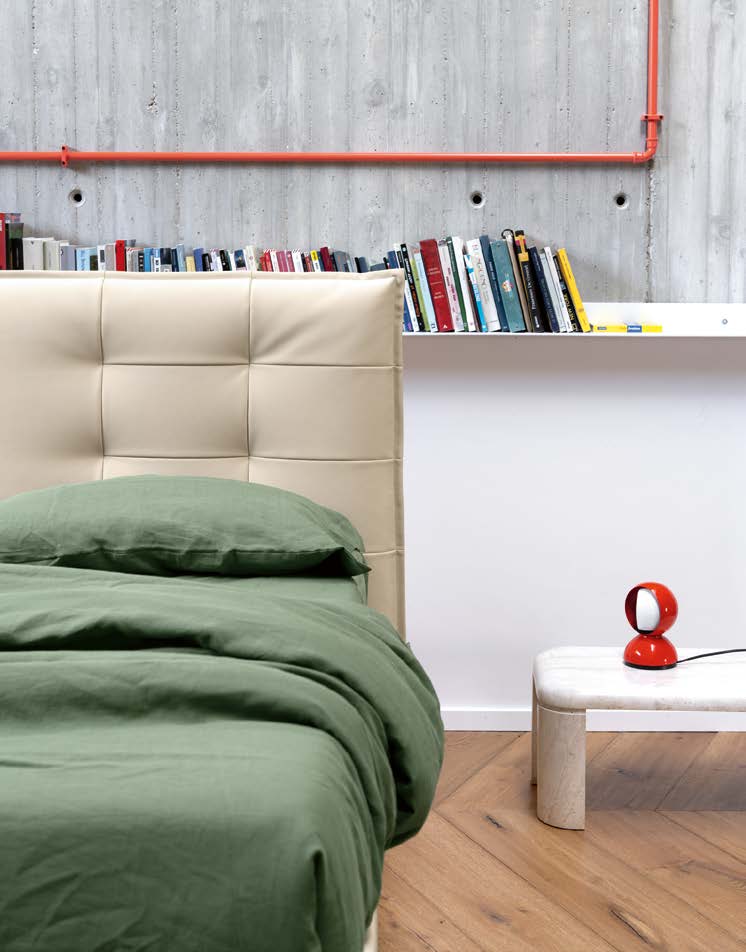 Letto Noctis Bob capitonnè h27 - fotografia ufficiale del modello; rivestimento e ambientazione illustrativi