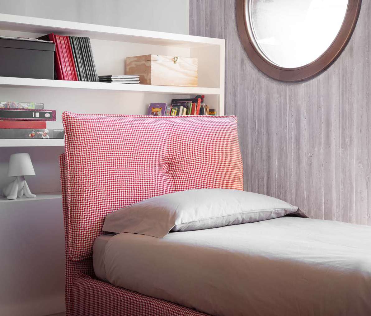 Letto Noctis So Lively h27 - fotografia ufficiale del modello; rivestimento e ambientazione illustrativi