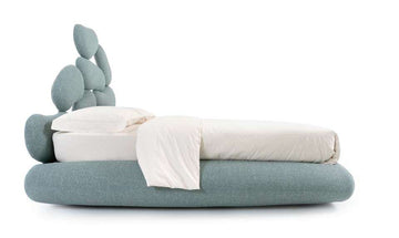 Letto Noctis Stones h25 - fotografia ufficiale del modello; rivestimento e ambientazione illustrativi