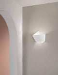 ORIGAMI - immagine della collezione Luce Ambiente Design